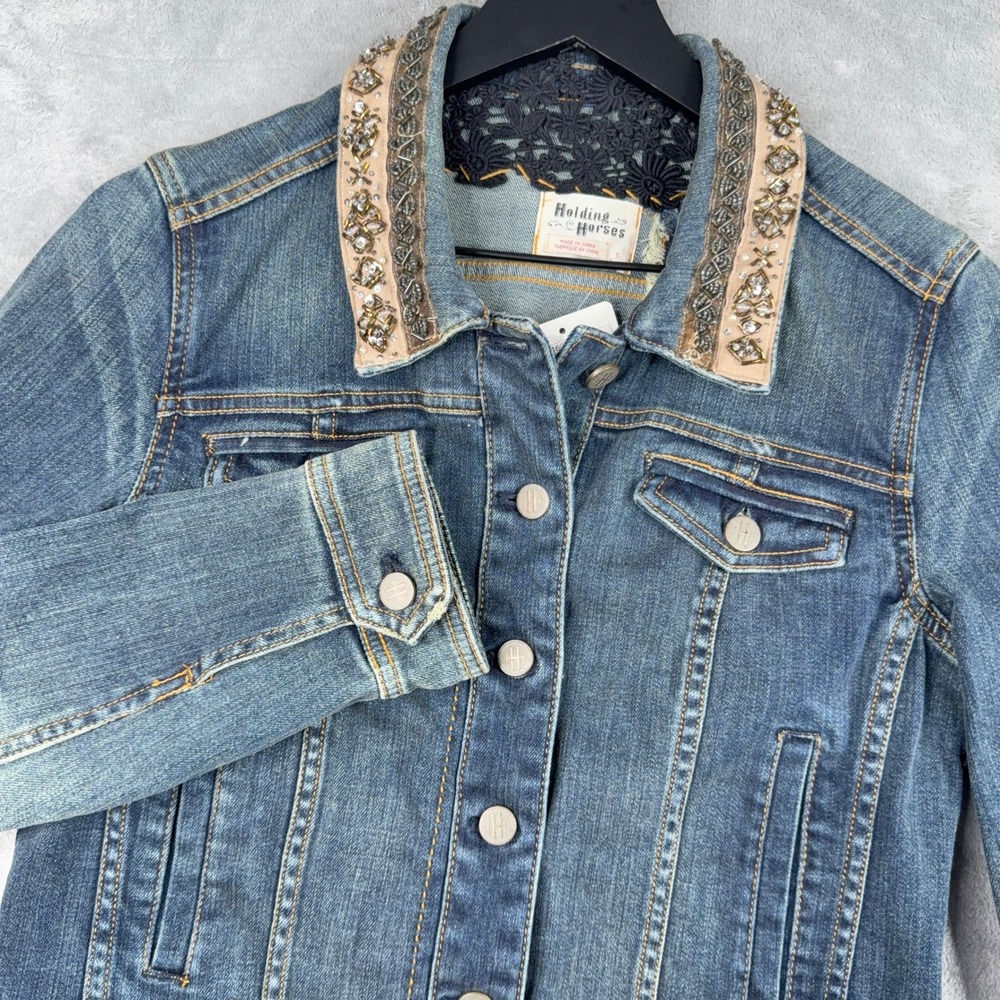 Holding Horses Anthropologie Beaded Collar Crop Denim‎ Jacket Women's S Western